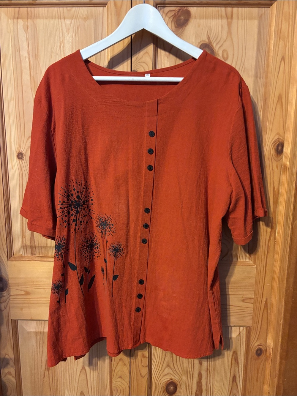 Button-Front Women’s Rust Orange Floral Print Blouse